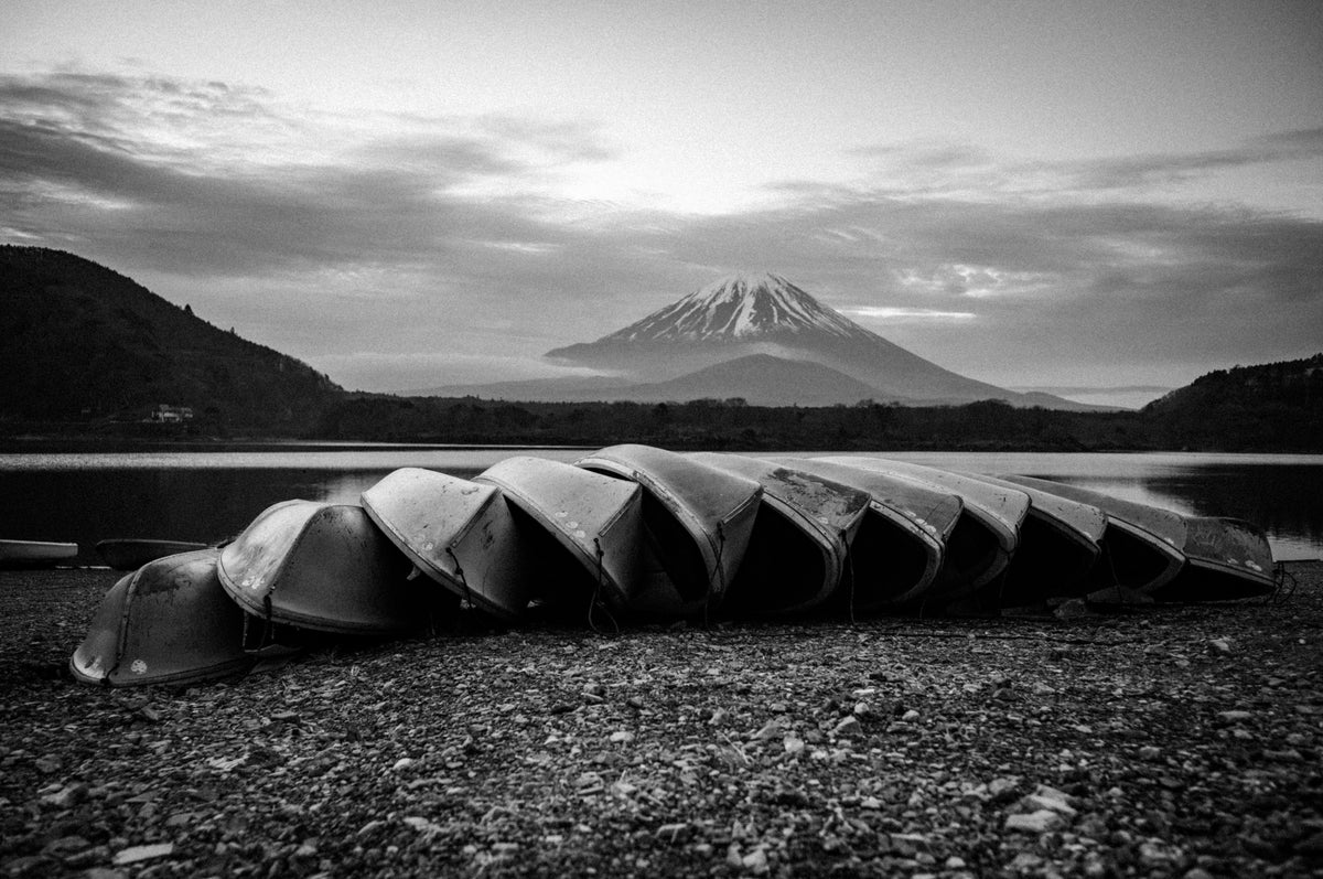 Lake Shojiko